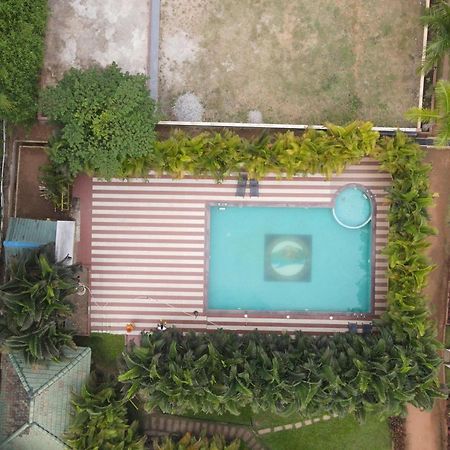 Coorg Nesara Hotel And Resort Kushalnagar Exterior photo