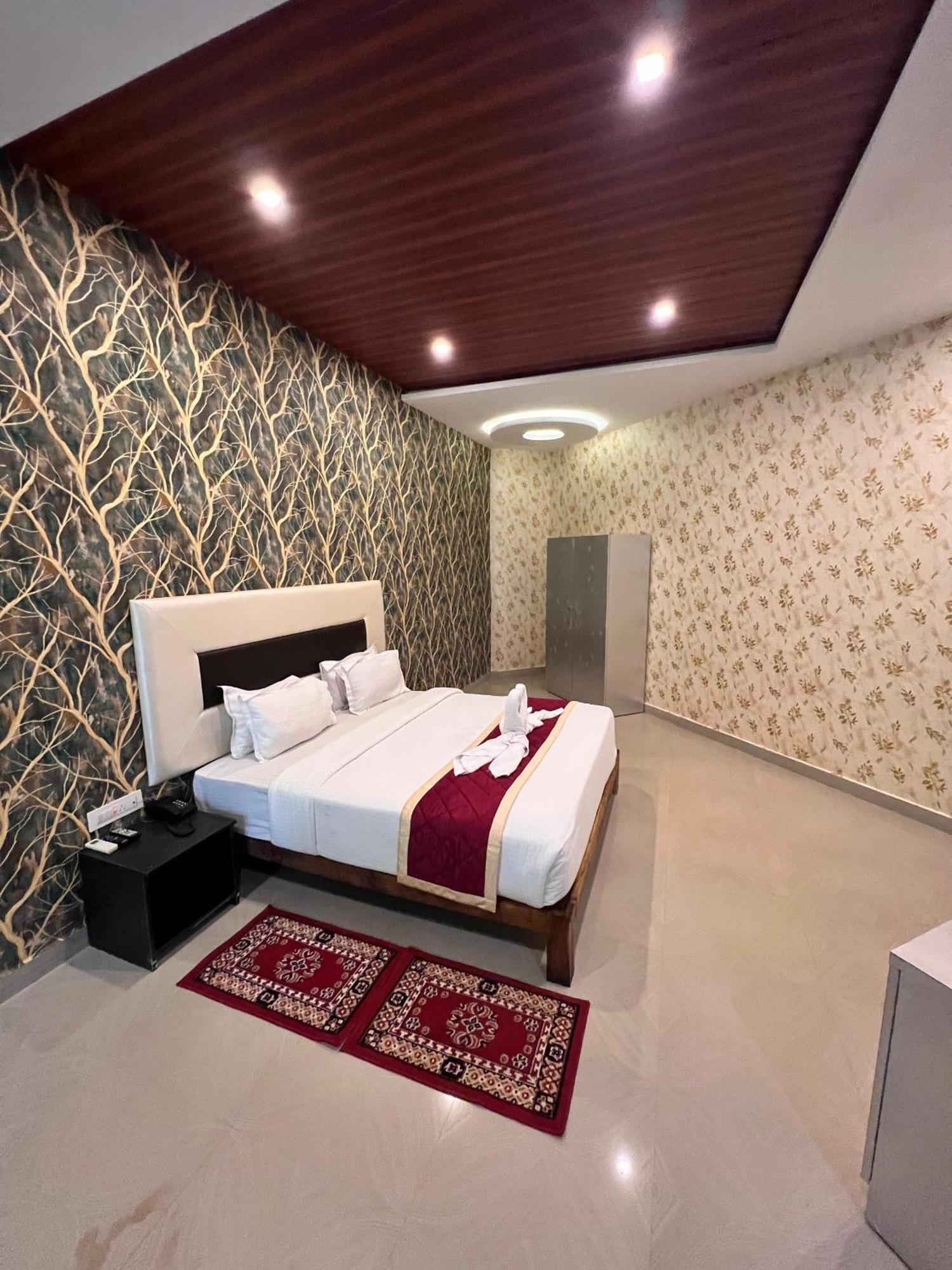 Coorg Nesara Hotel And Resort Kushalnagar Exterior photo